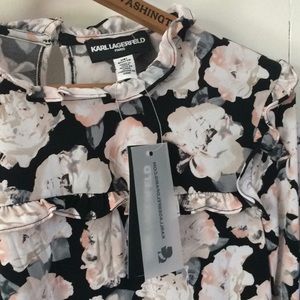 • Karl Lagerfeld Paris Floral Ruffle Blouse • XS •